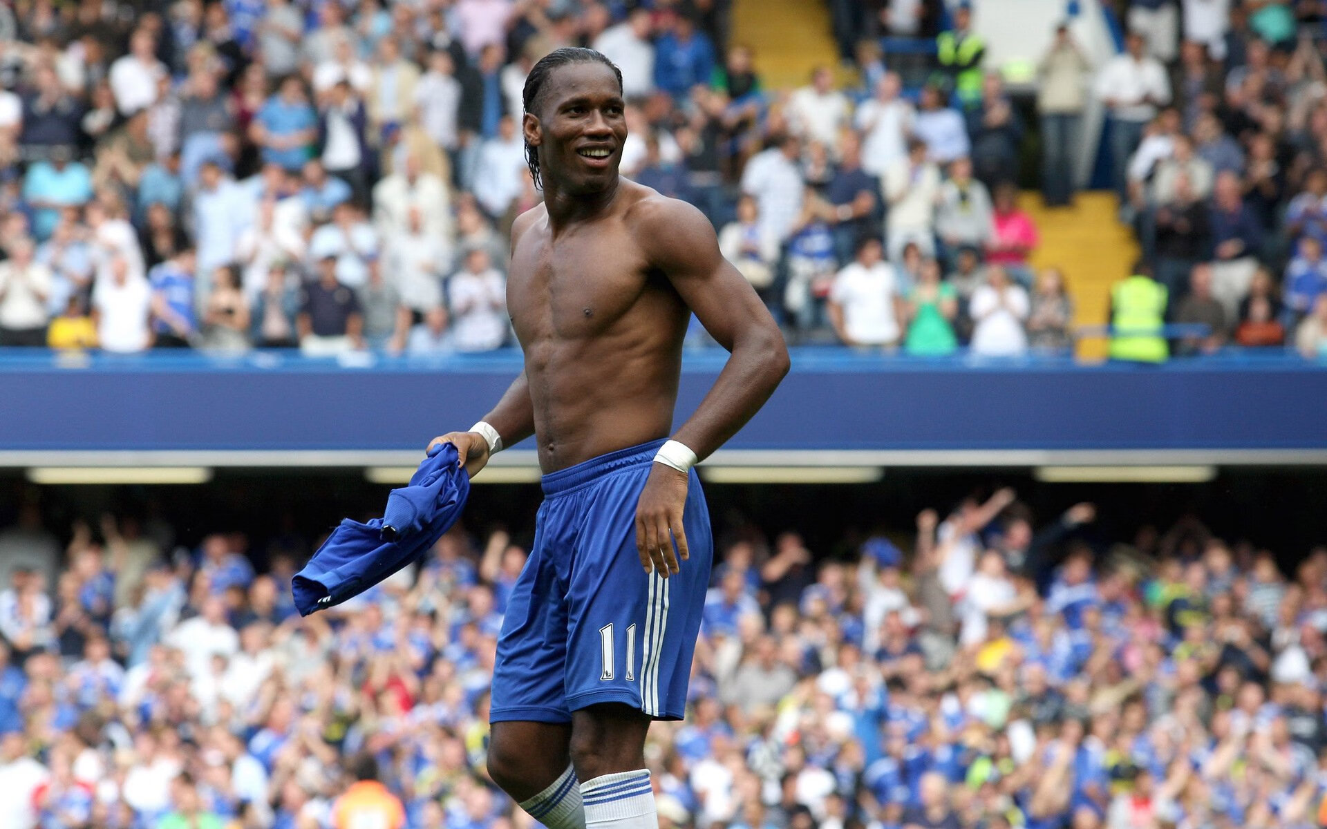 全球足球年度最佳战役回顾，精彩不断，全球足球最佳阵容